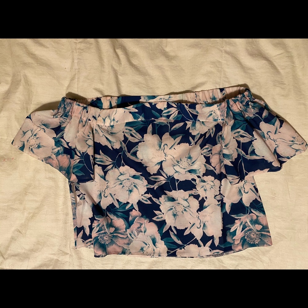 Off the shoulder crop top - like new